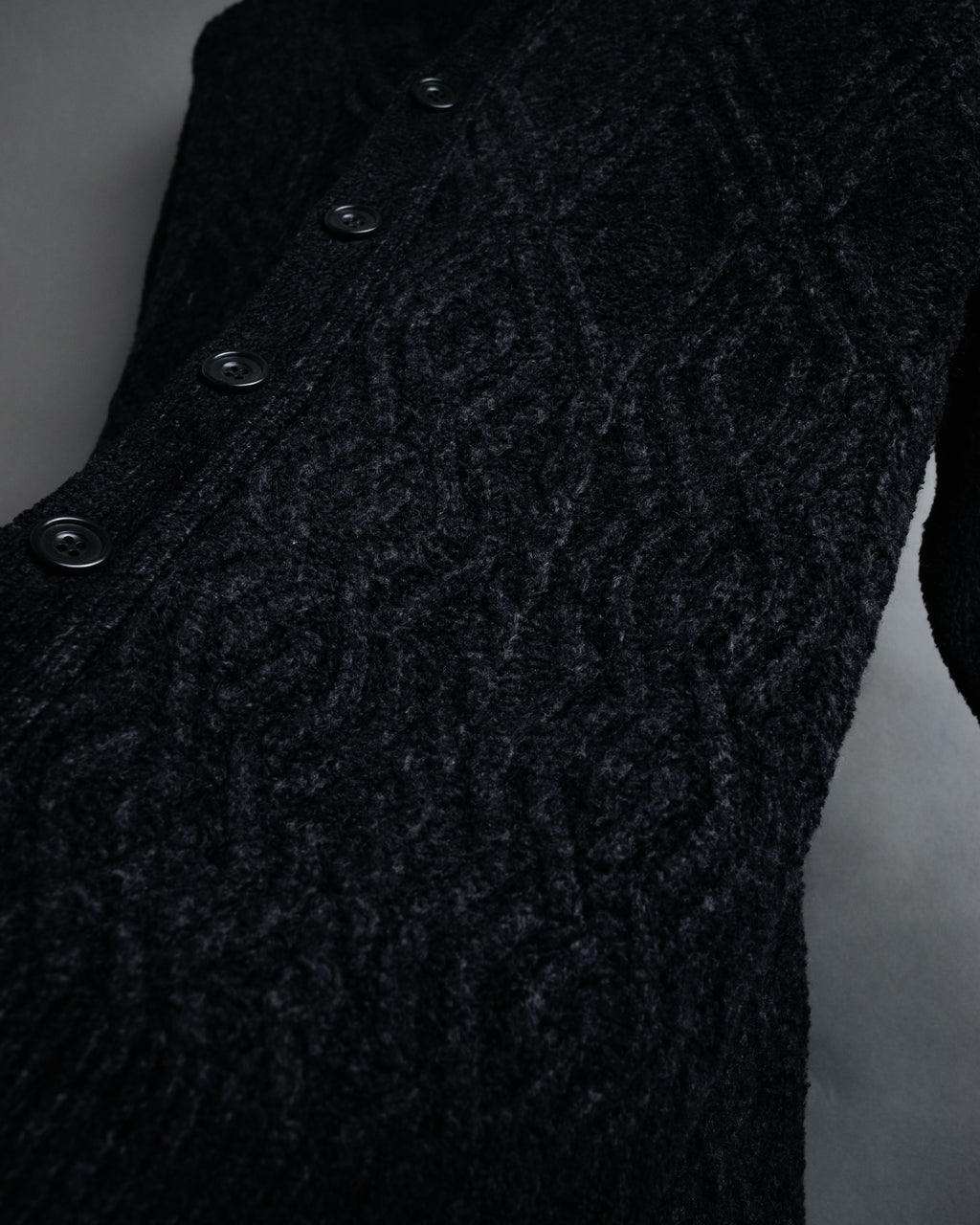 “Yves Saint Laurent” 90’s Textured diamond pattern cardigan