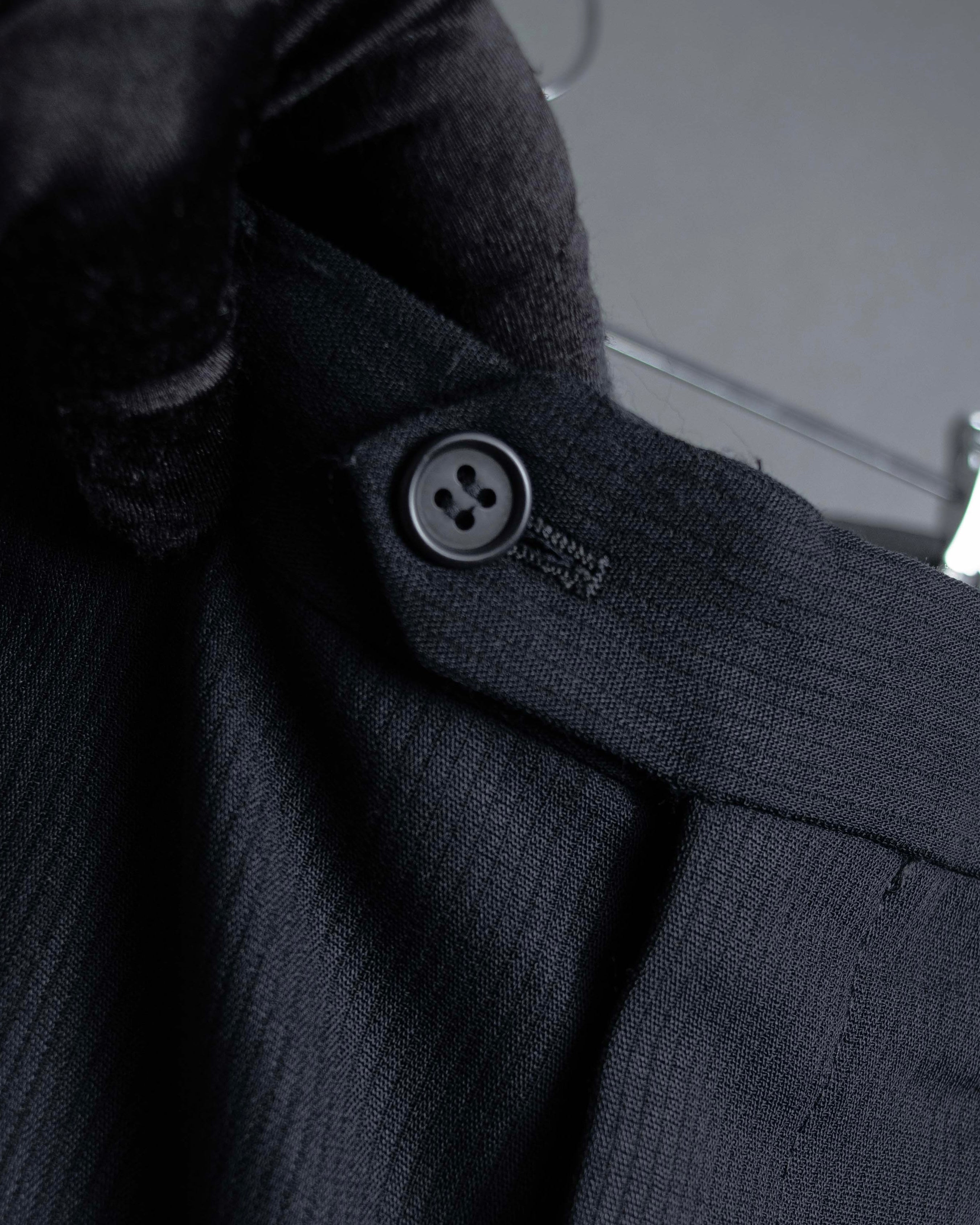 "GIORGIO ARMANI" LE COLLEZIONI line shadow stripe pattern set up