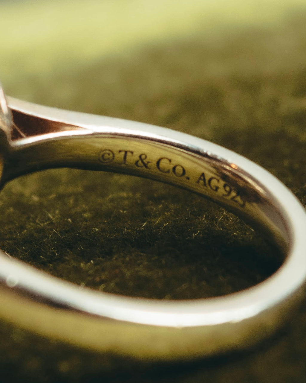 -SPECIAL- “Tiffany & Co.” 2000’s Pearl and black stone Ziegfeld cocktail ring