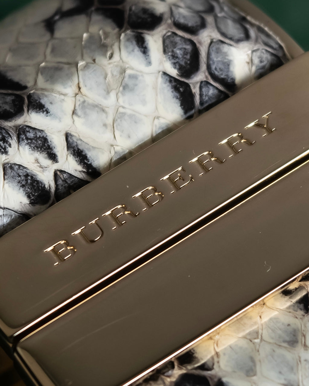 "BURBERRY" Python pattern metal hinge bangle