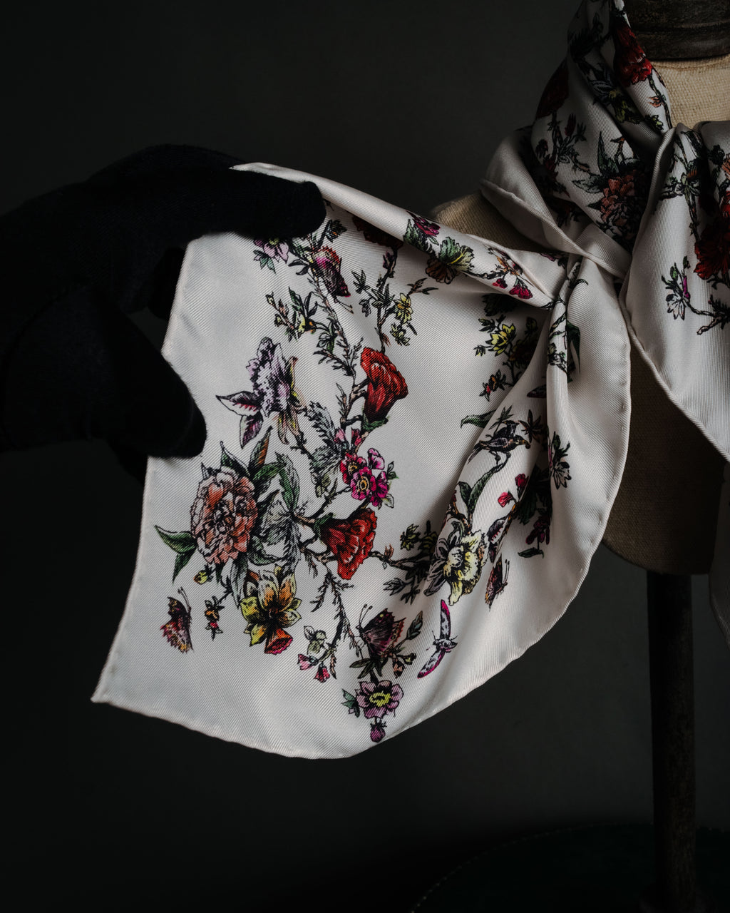 "Christian Dior" 2020-2023 botanical silk twill scarf
