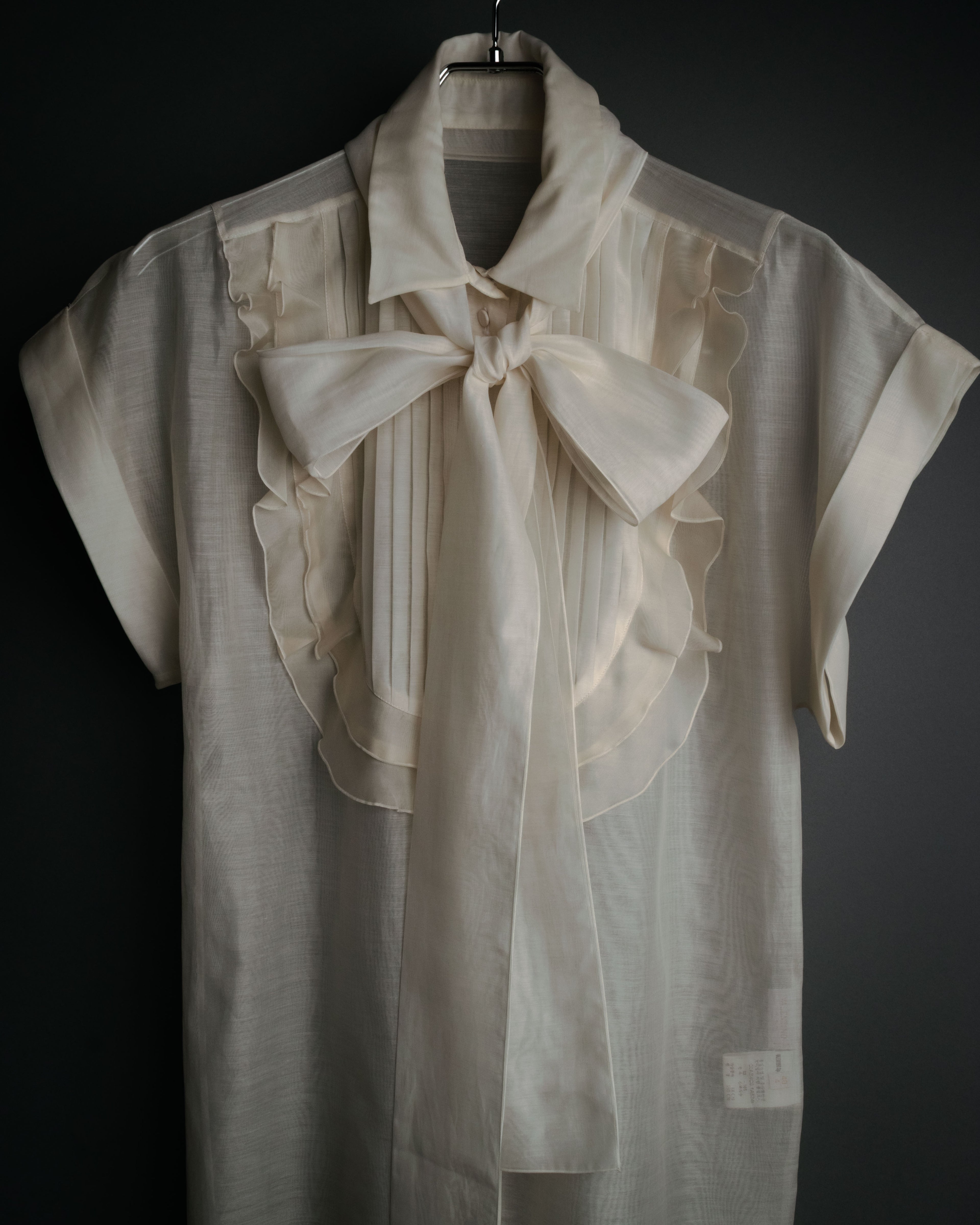 -SPECIAL- “VALENTINO ROMA” 2000’s sheer bow tie ruffled blouse