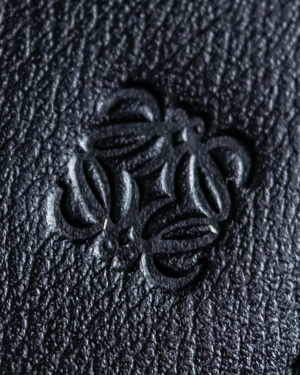 "LOEWE" Anagram logo engraved leather card case