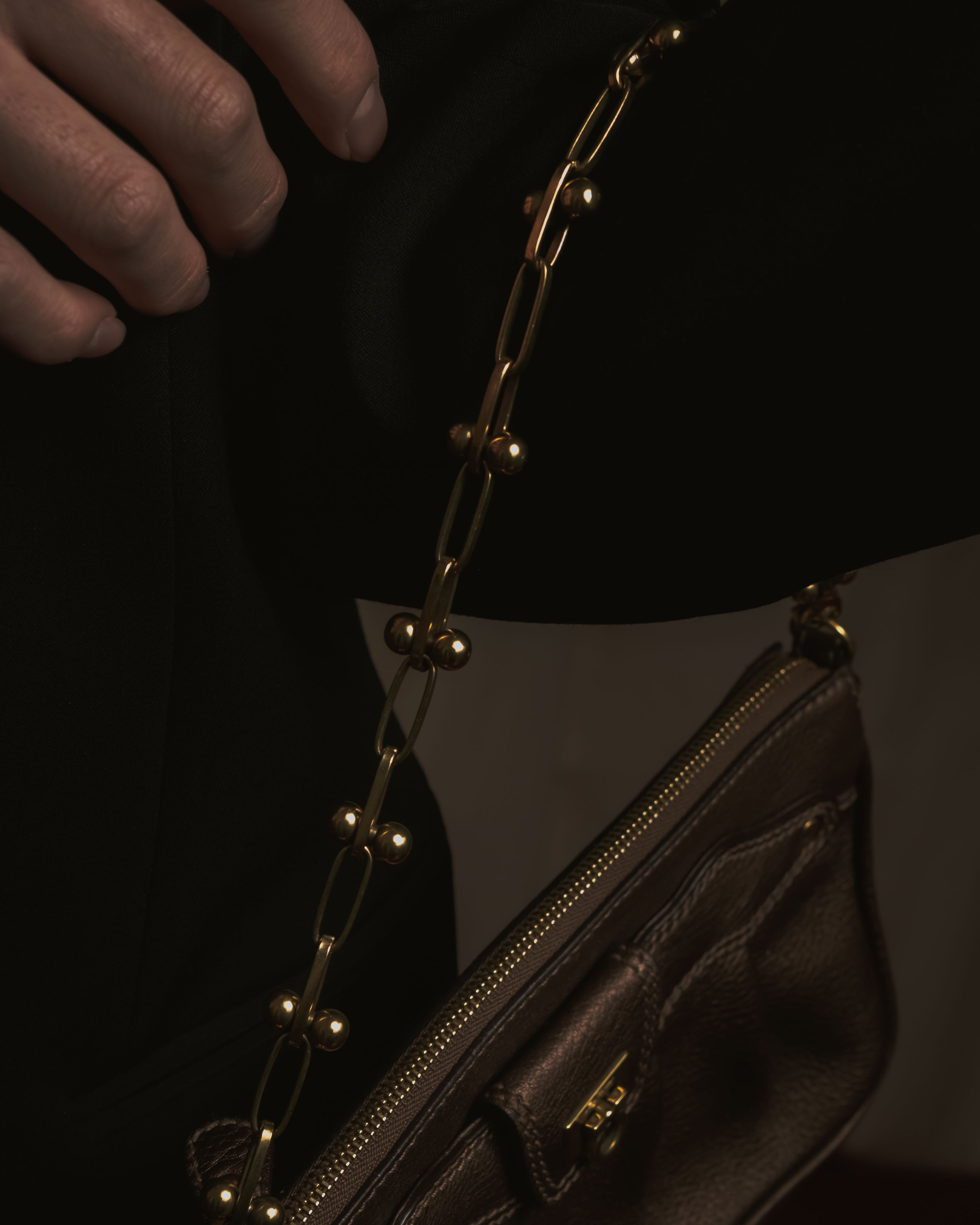 "Salvatore Ferragamo" 2000’s gathered metallic leather ball-link shoulder bag