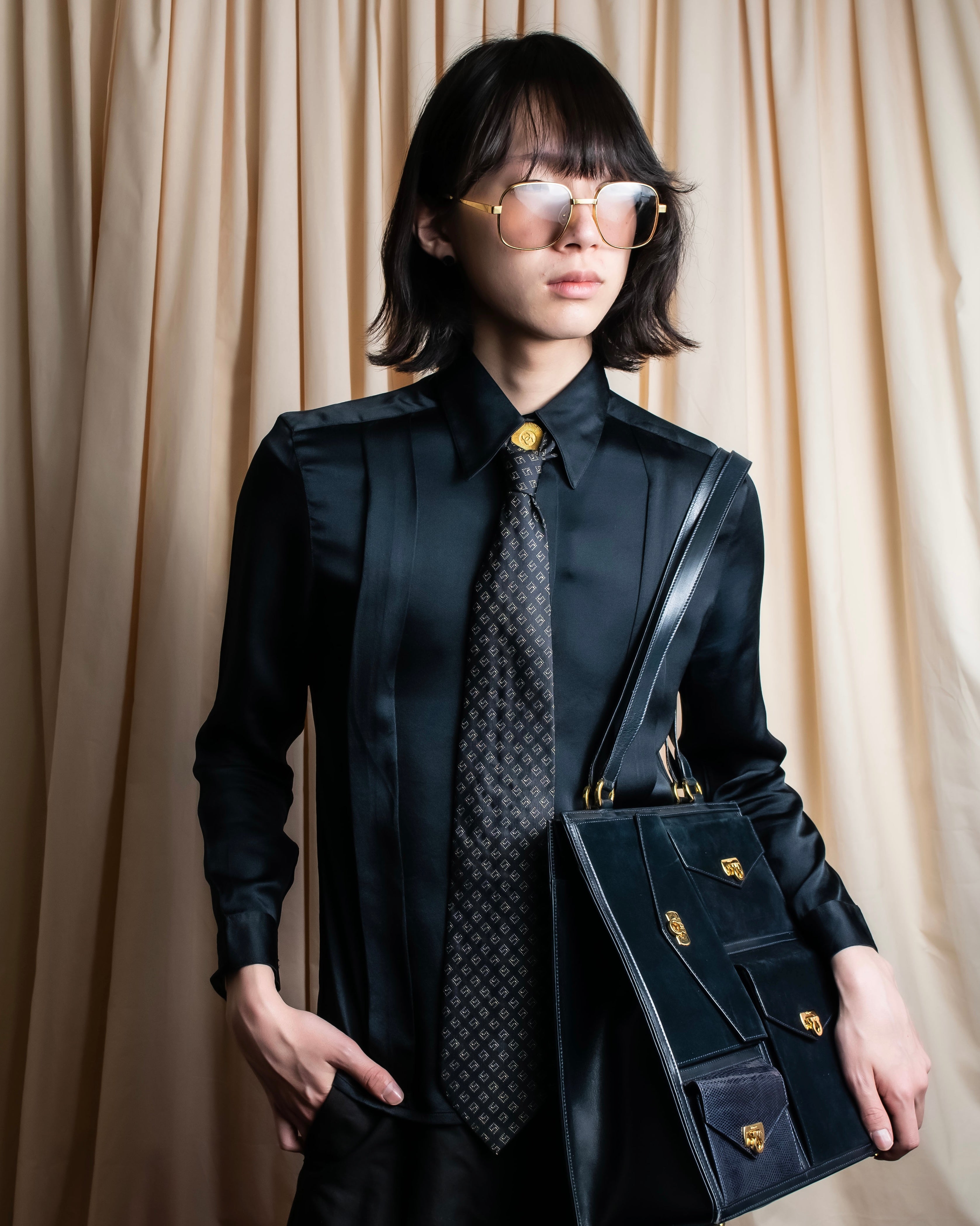 "GUCCI" G motif pattern silk necktie