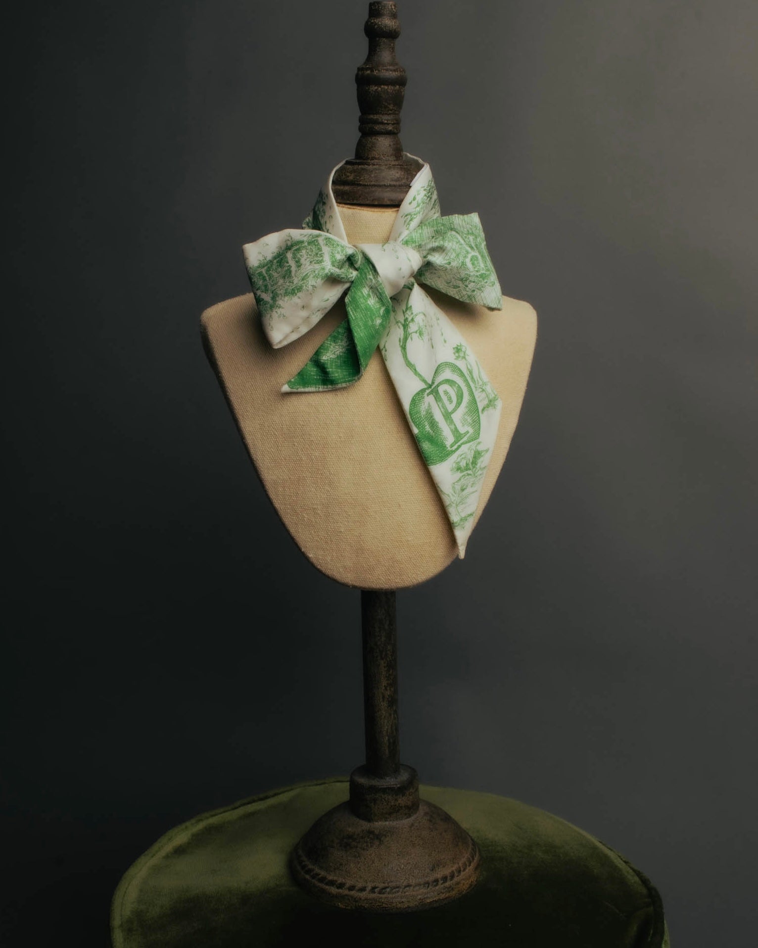 "DIOR" Green printed silk mitzah scarf