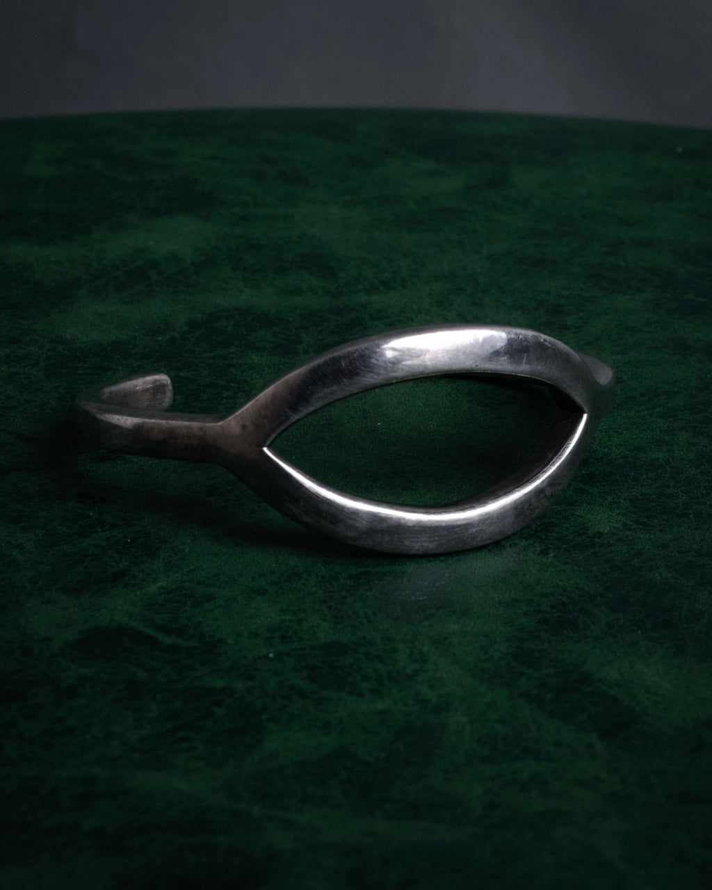 “PHILIPPE AUDIBERT” 2010’s Sculptural openwork cuff bangle