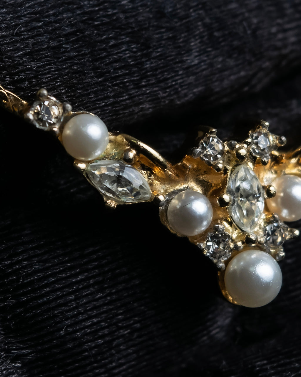 "Christian Dior" Pearl &amp; rhinestone bijou design vintage necklace