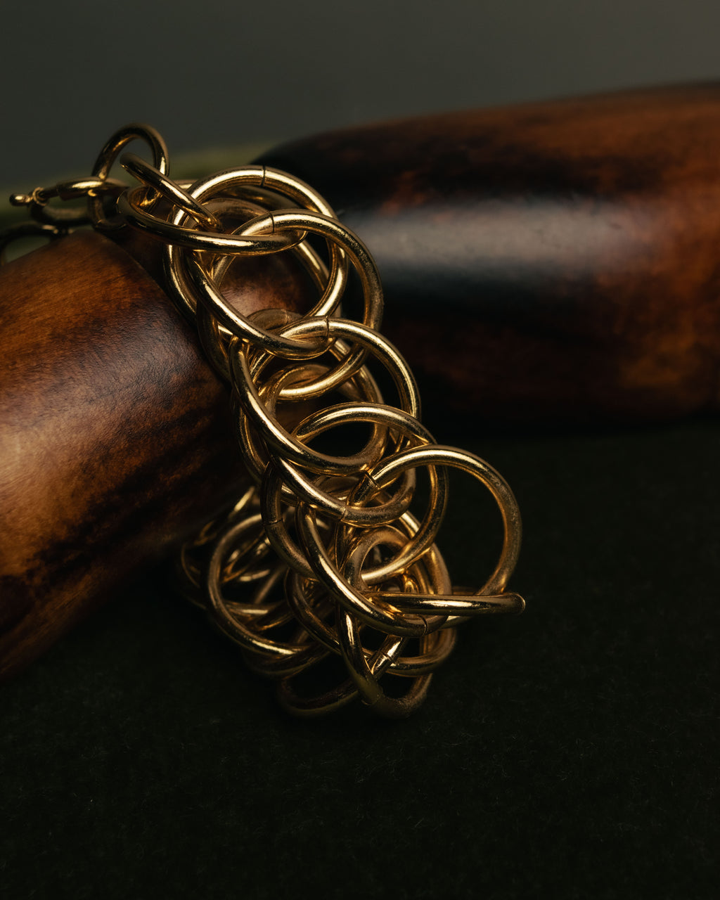 “LOEWE” 90’s-00’s gold ring chain bracelet