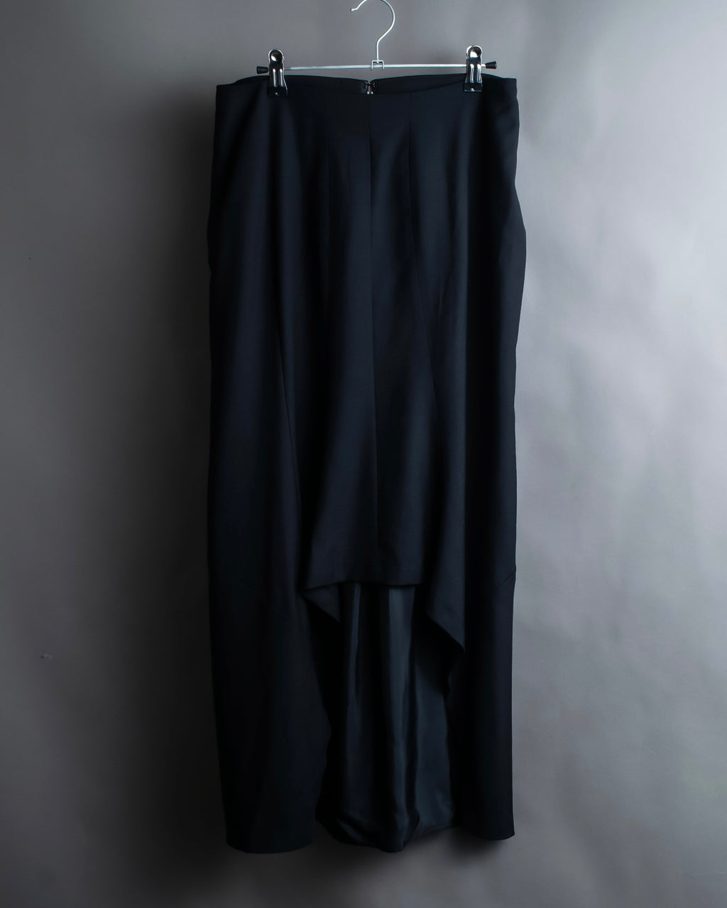 "Y's" Conceptual straight silhouette skirt