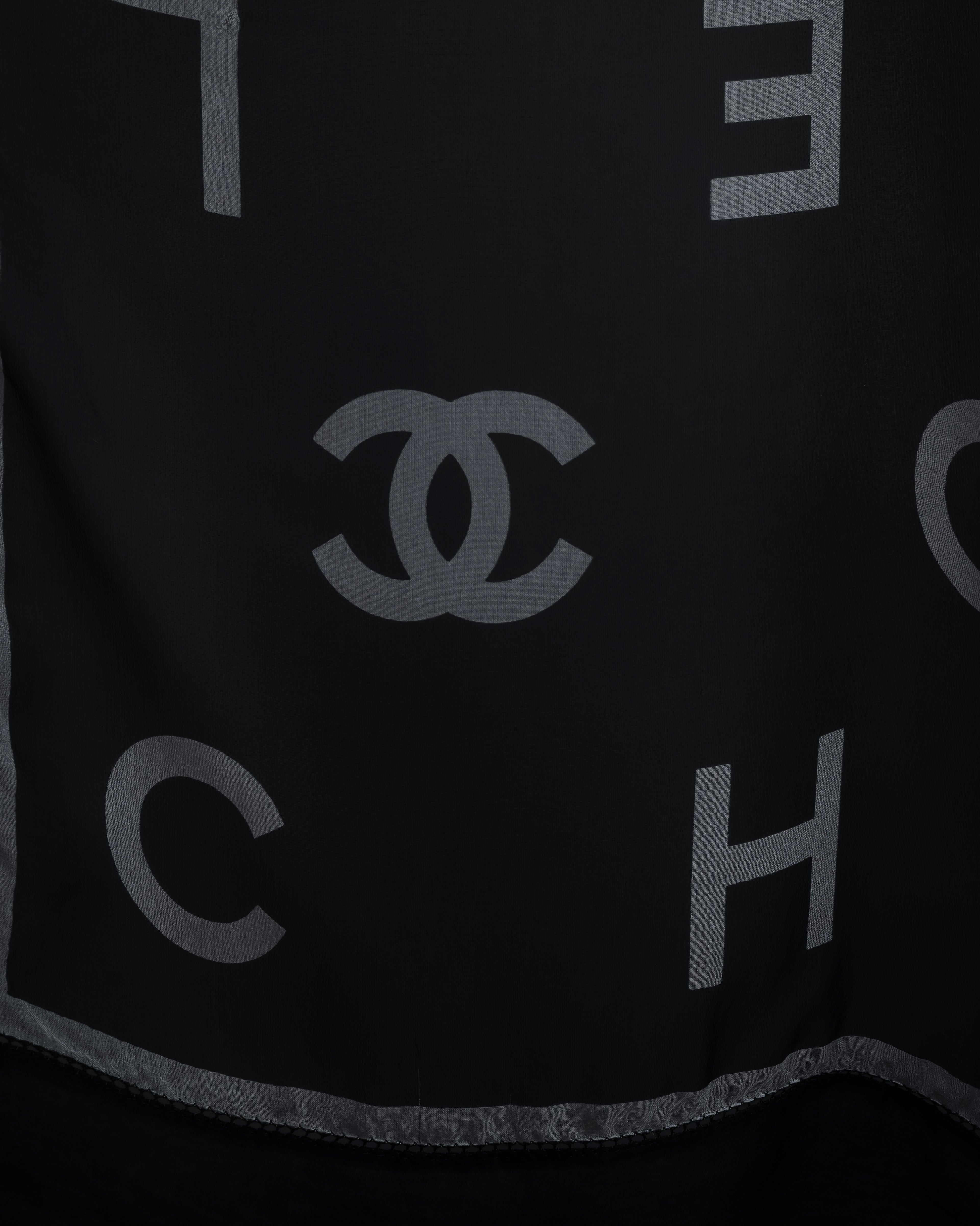 "CHANEL" Typography logo engraved large scarf
