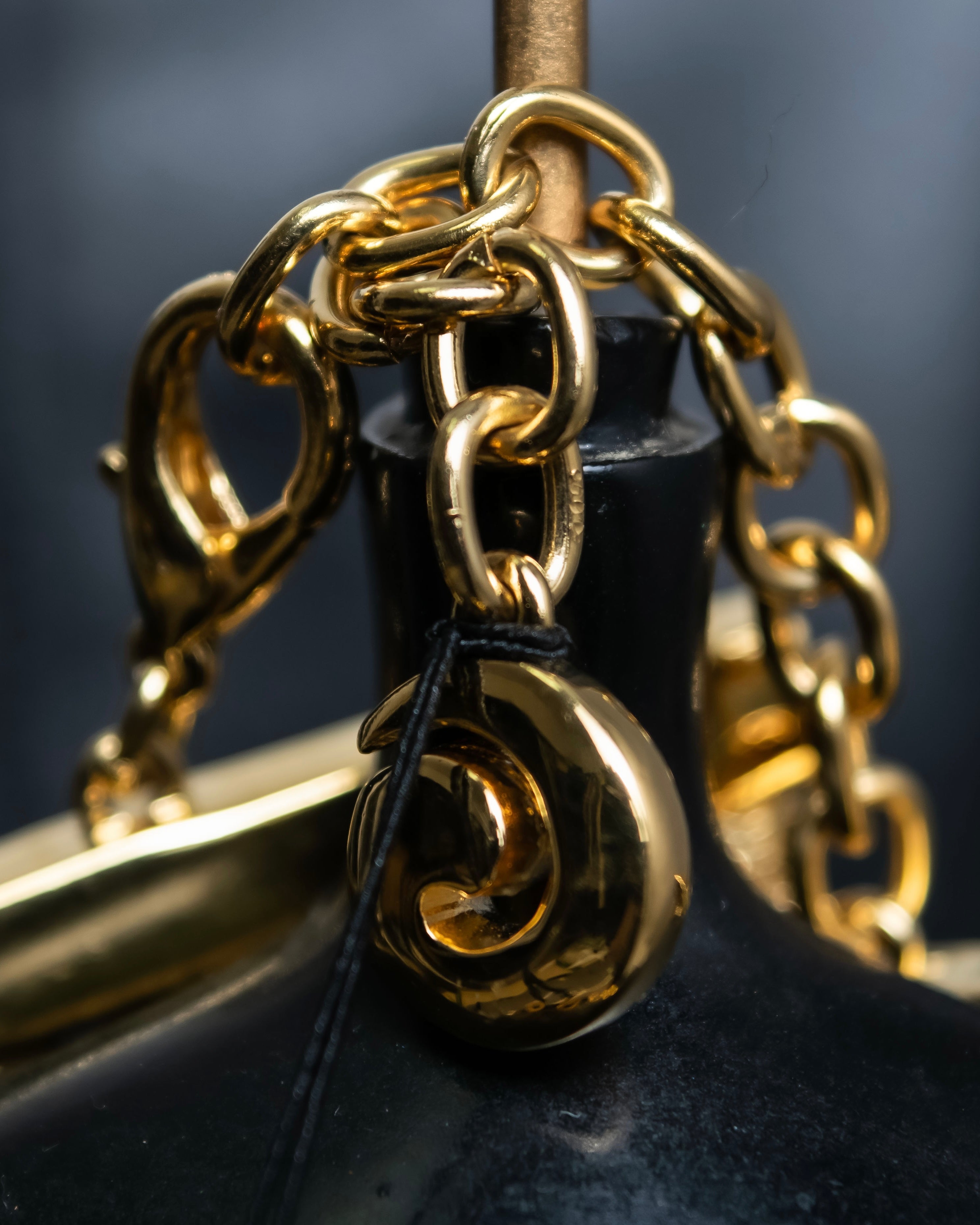 "GIVENCHY" 7 strand accordion chain choker necklace