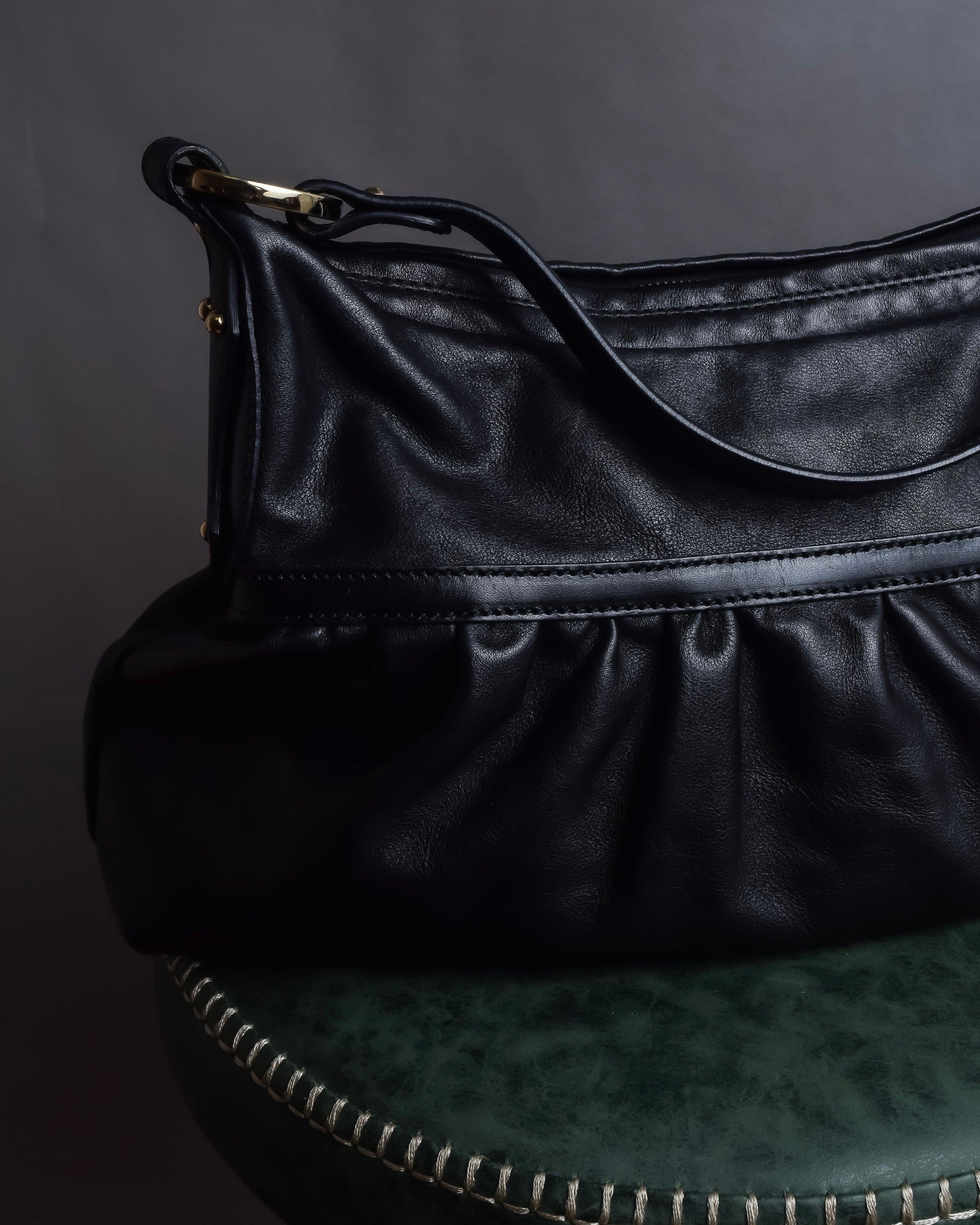 "FENDI" Gold metal gatherd design leather one-shoulder bag