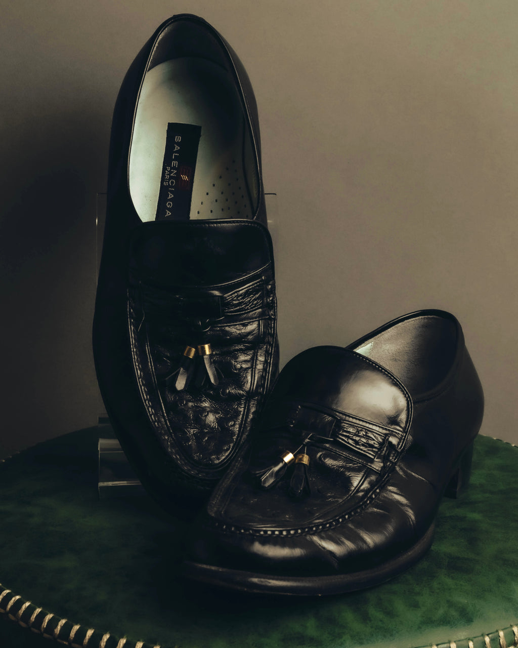 "BALENCIAGA" 80's-90's Textured leather tassel loafers