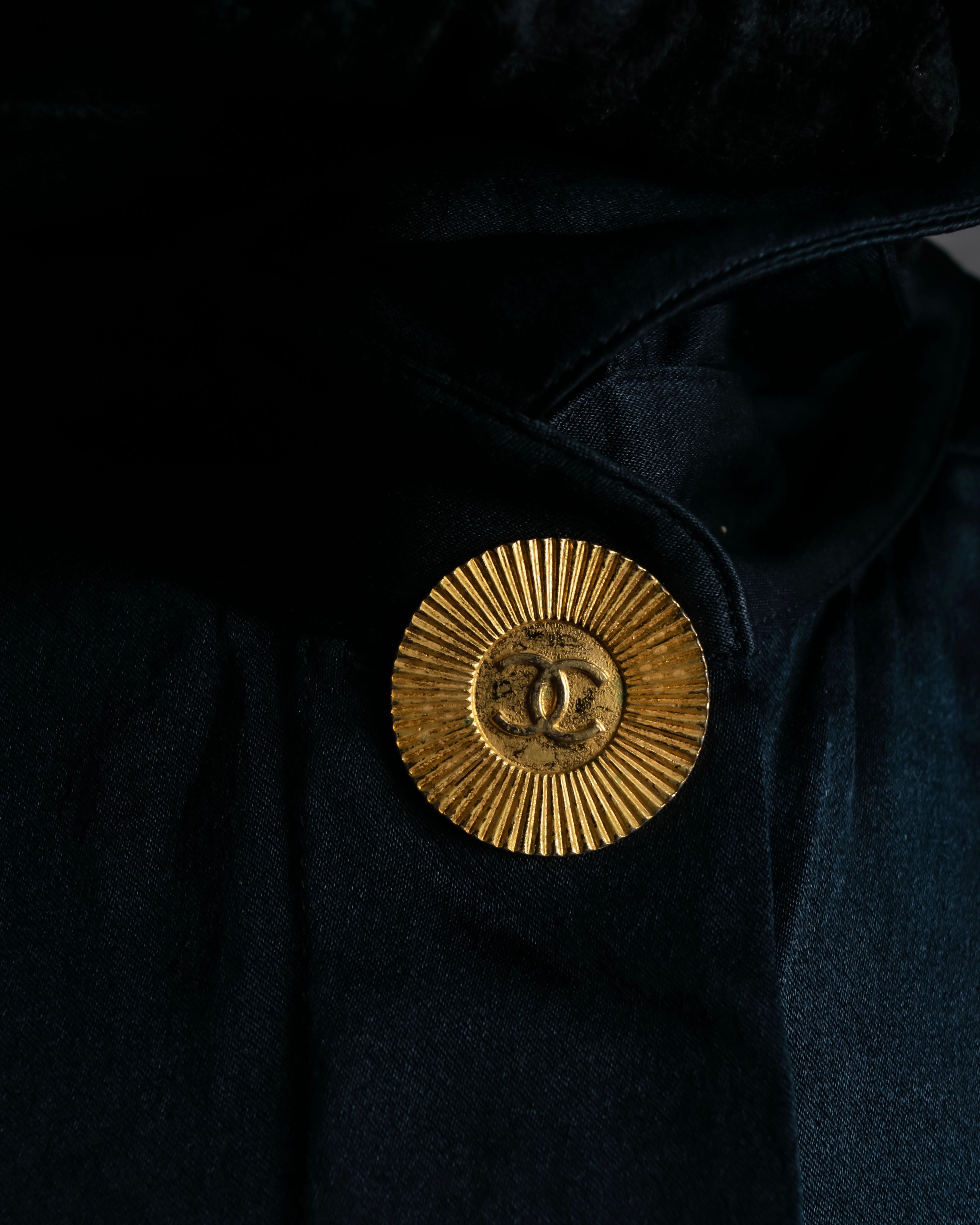 "CHANEL" Coco mark button design black glossy shirt