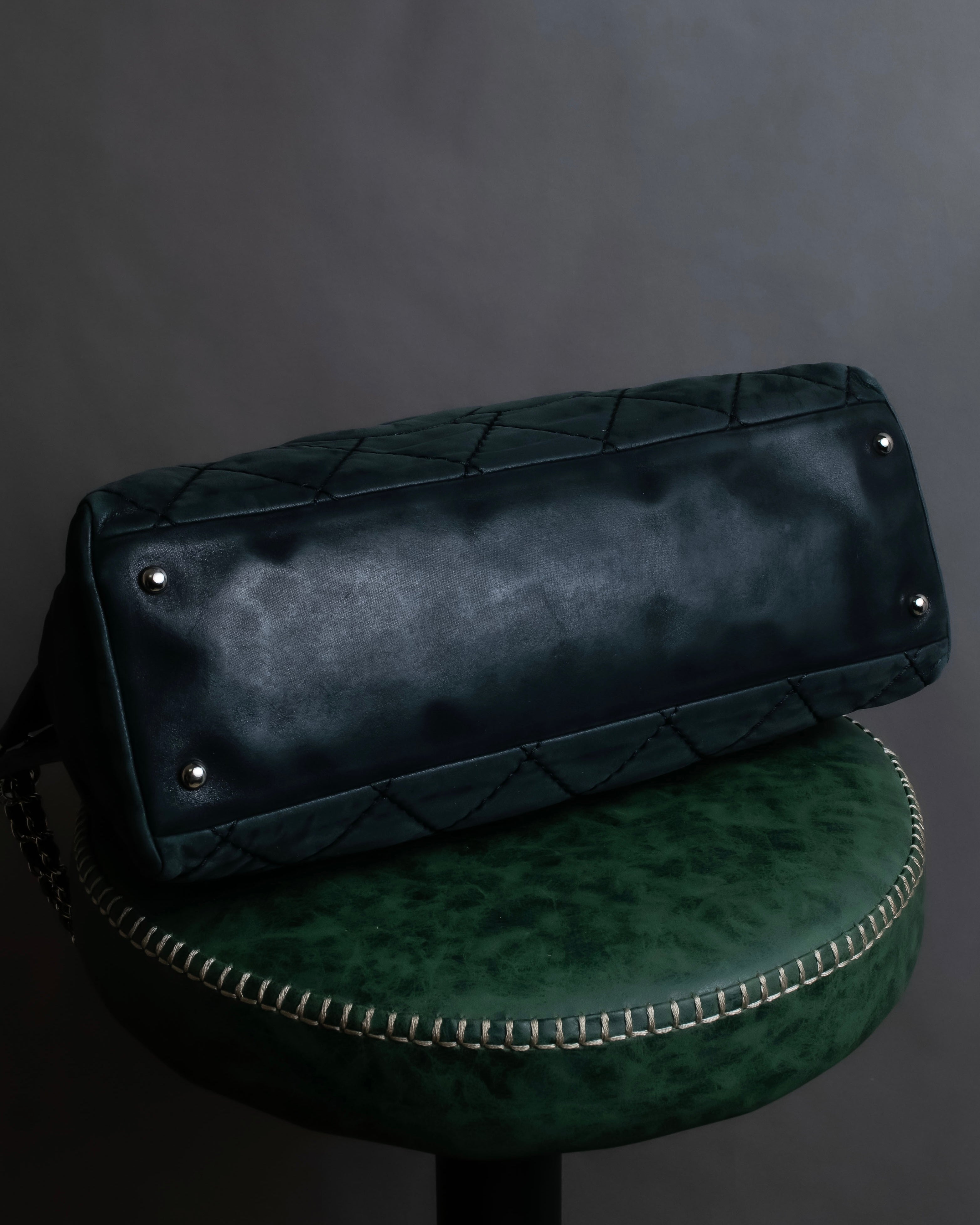 "CHANEL" Karl Lagerfeld design Matelasse chain Black shoulder bag