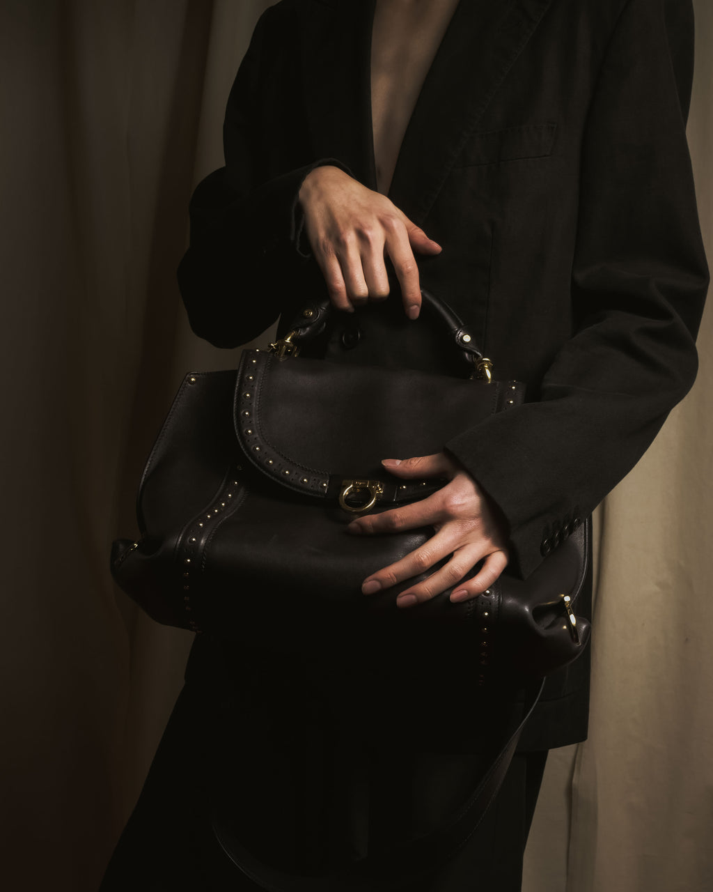 "Salvatore Ferragamo" 铆钉 Gancini 手提包