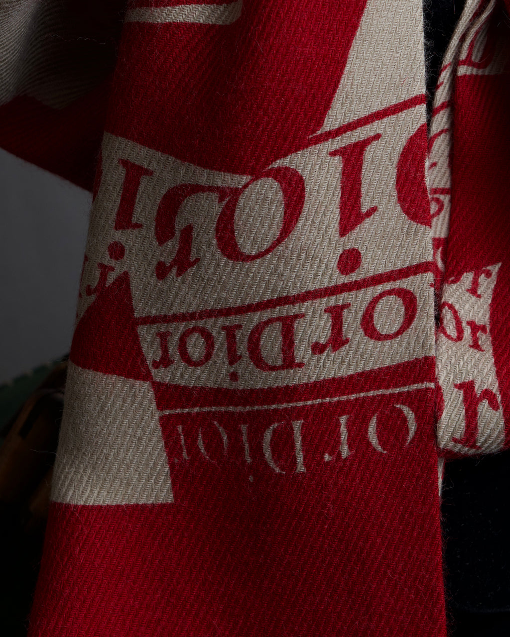 "Christian Dior" Logo pattern twill muffler