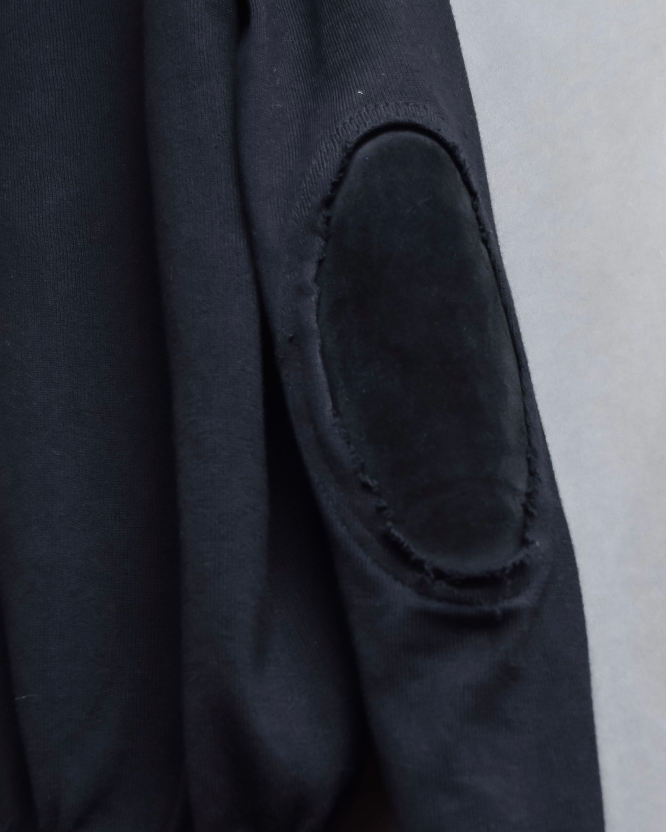 "MAISON MARGIELA" 18SS Elbow patched v-neck knit cardigan