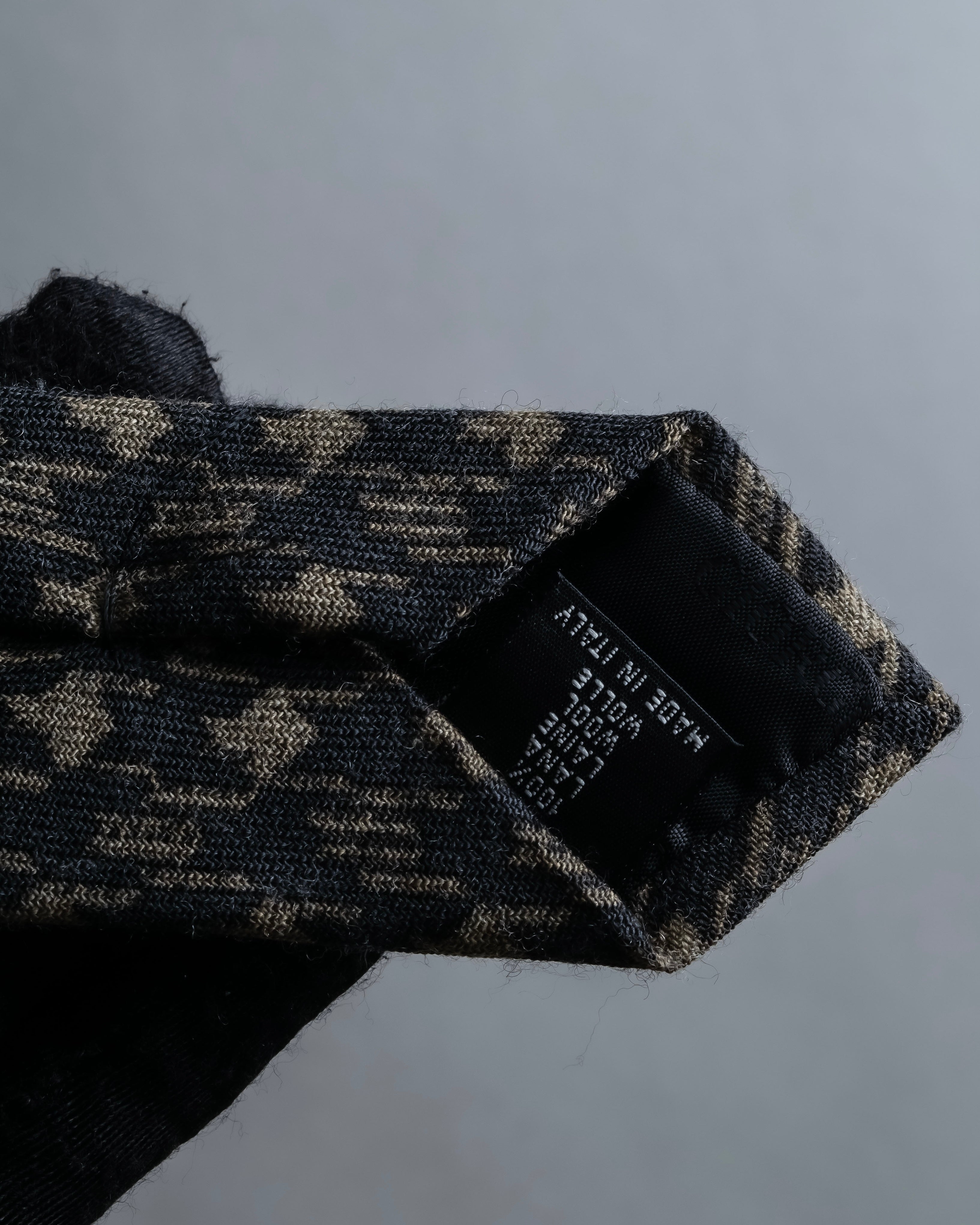 "ARMANI COLLEZIONI" Houndstooth wool necktie