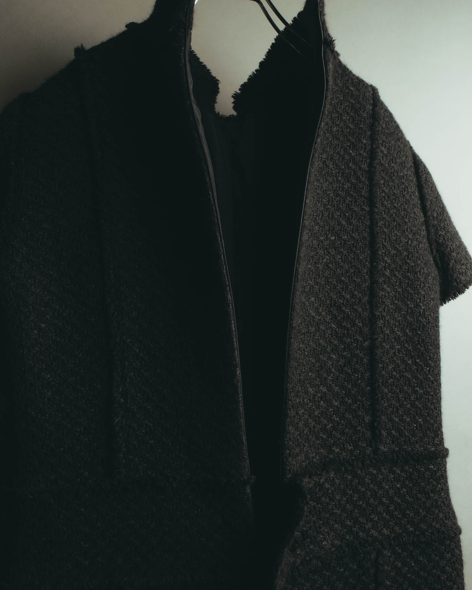 “CHANEL” 04AW textured tweed short sleeve jacket