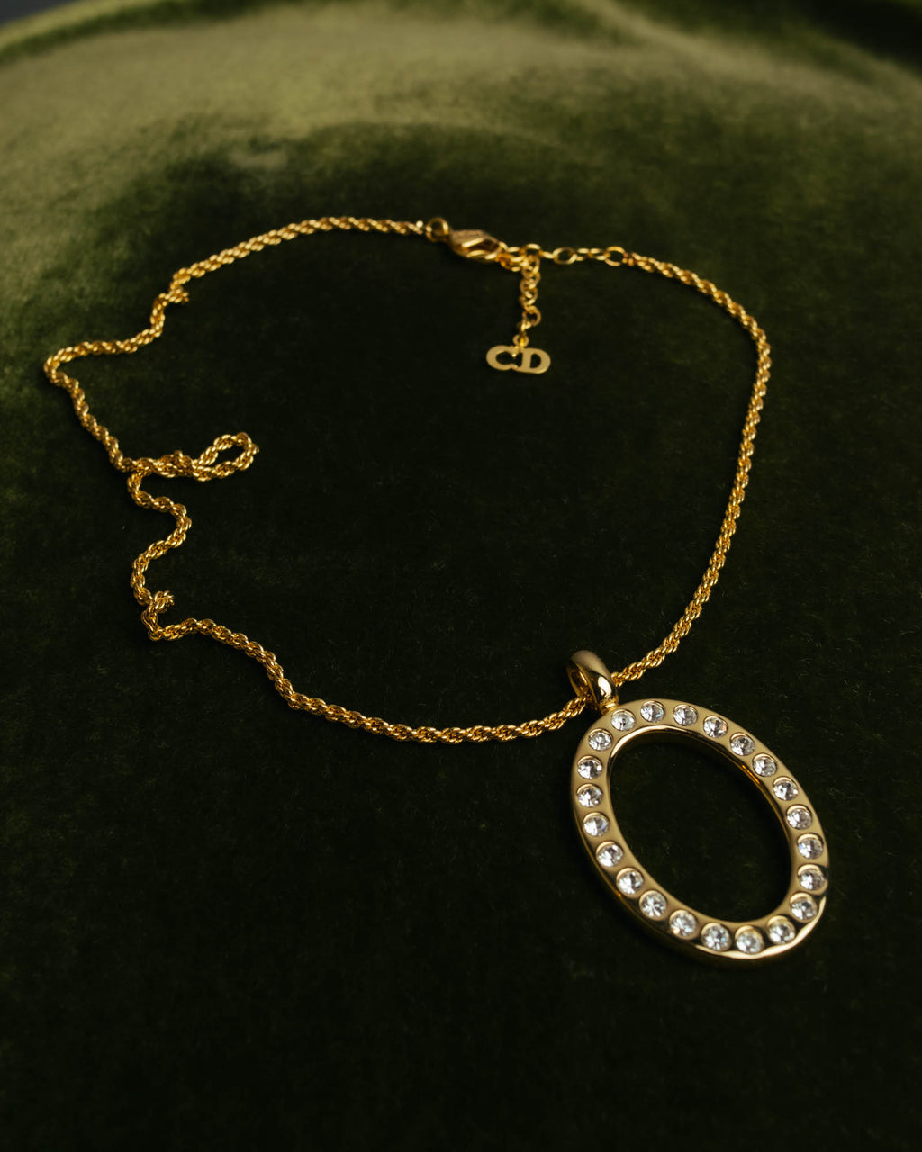 "Christian Dior" 80's-00's Rhinestone oval pendant necklace