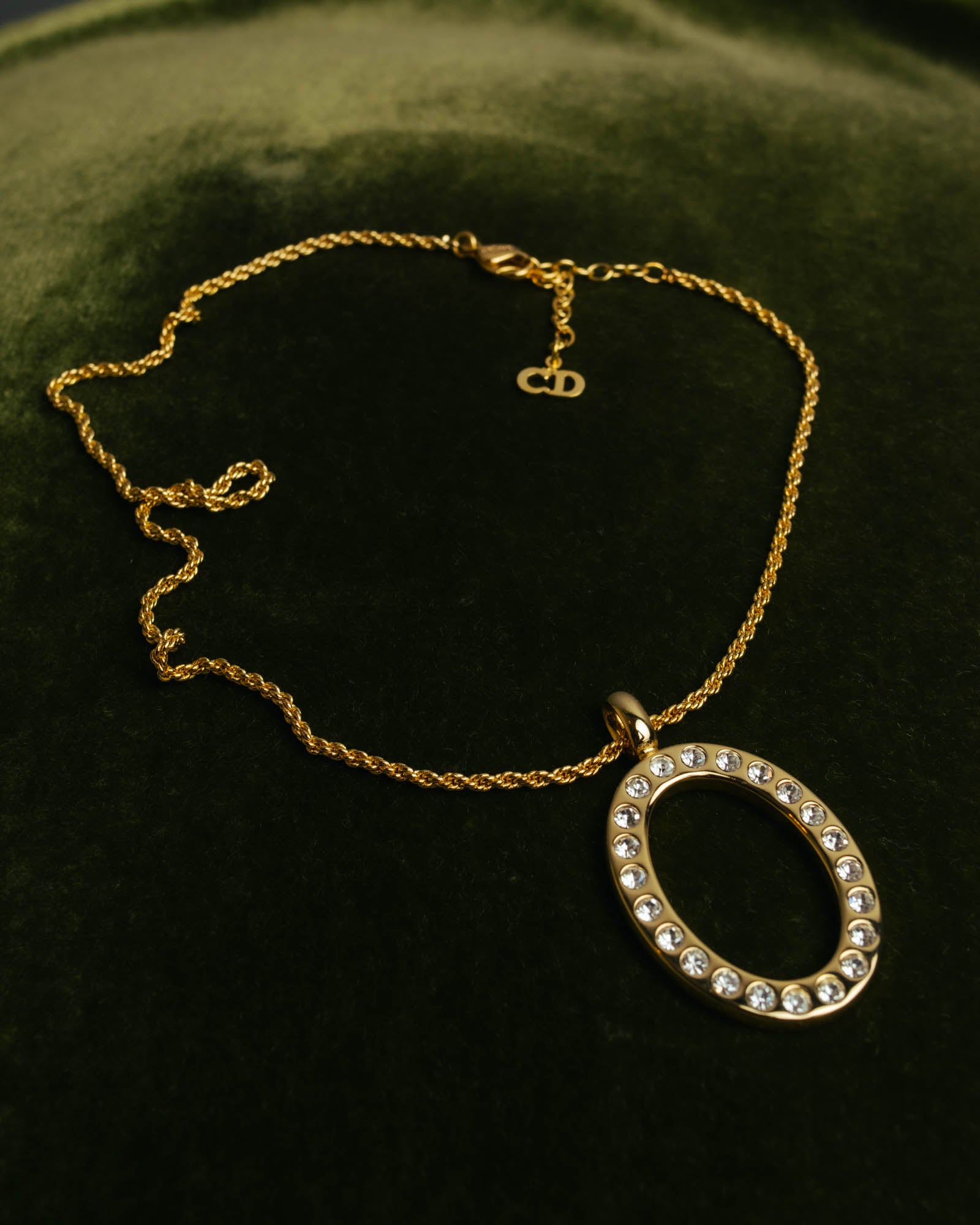 "Christian Dior" 80's-00's Rhinestone oval pendant necklace
