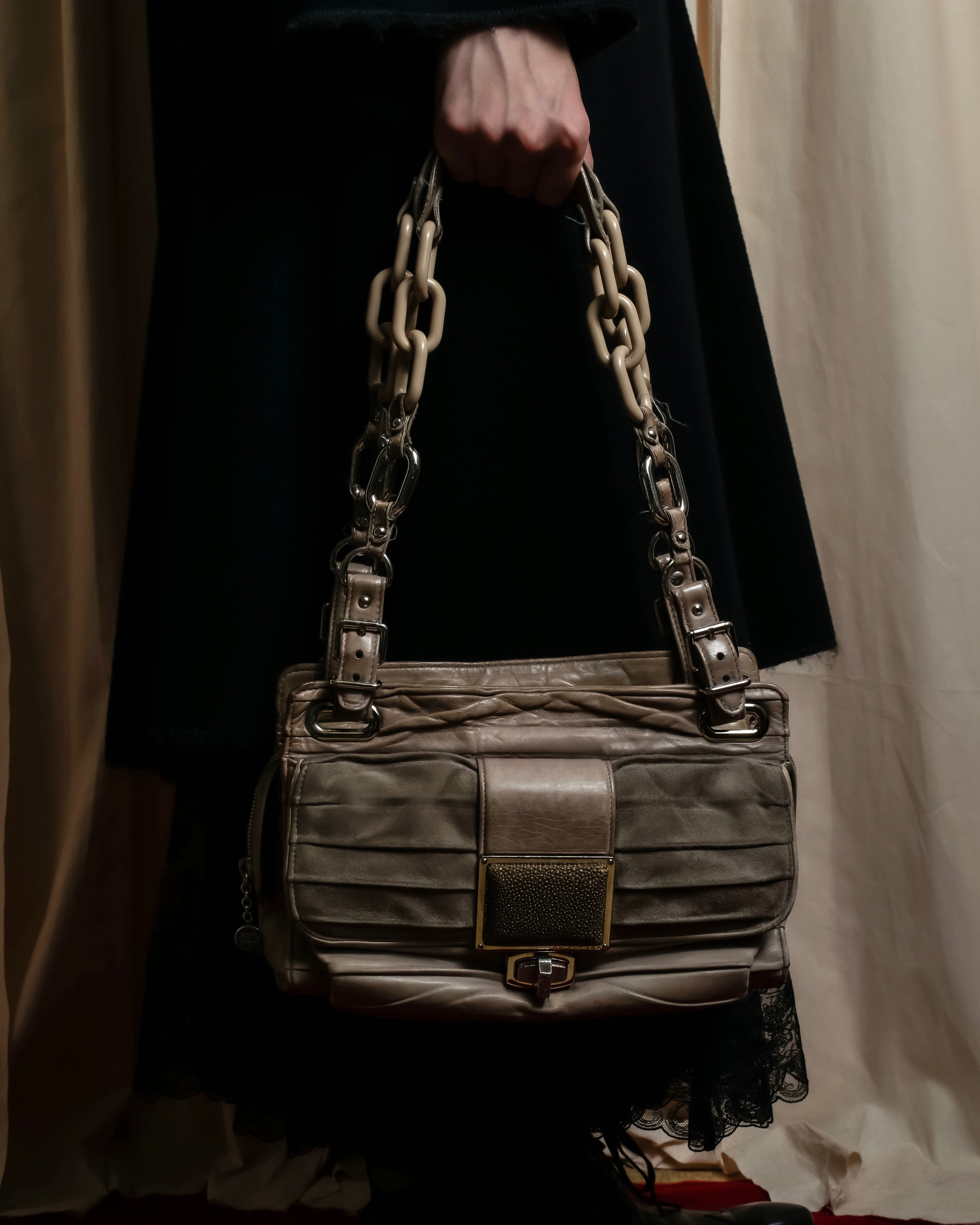 "BALENCIAGA" Three-way chain leather shoulder bag