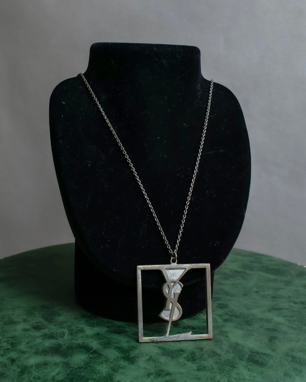 "YVES SAINT LAURENT" Cassandra logo motif silver necklace