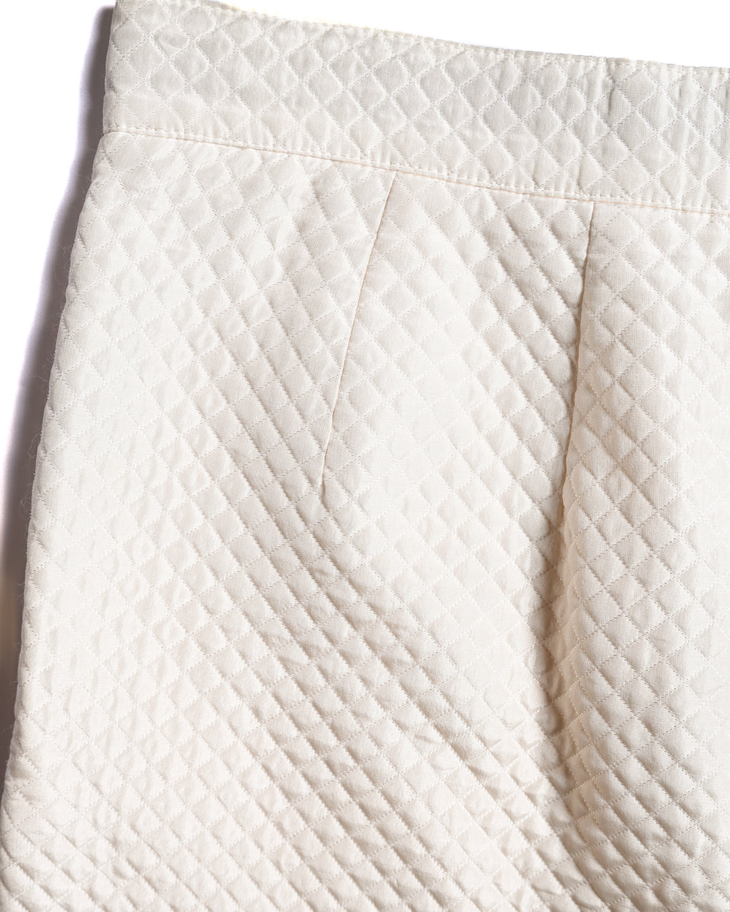 Chiristian Dior by Maria Grazia Chiuri/ Silk Blend Diamond Quilted Shorts White