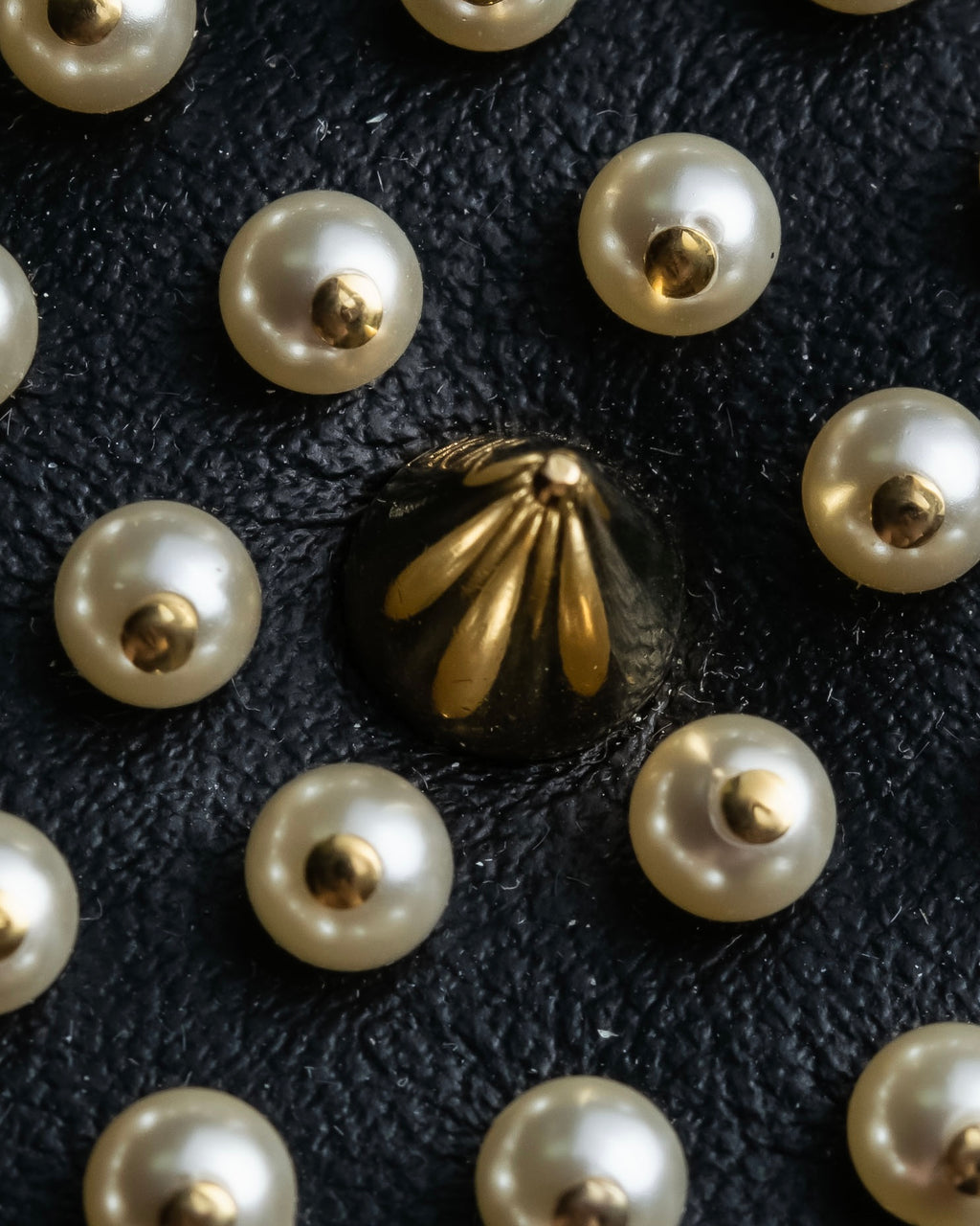"Dior" Pearl＆gold stud design leather brace