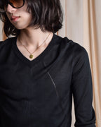 "MAISON MARGIELA" 15SS V-line panel design lightweight knit