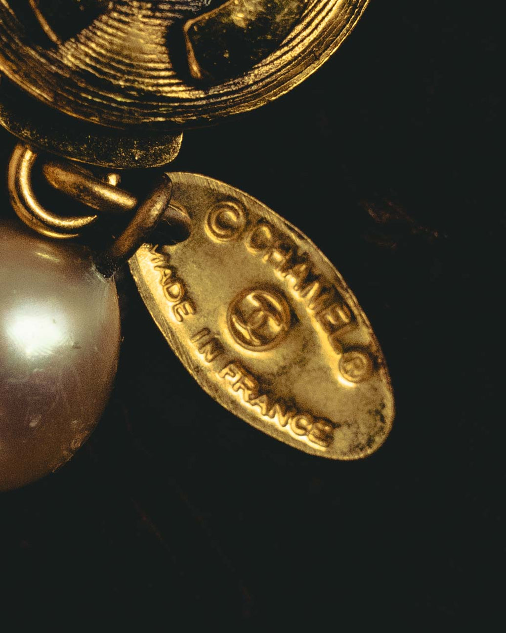 -SPECIAL- "CHANEL" 90's Pearl and crystal embellished long necklace
