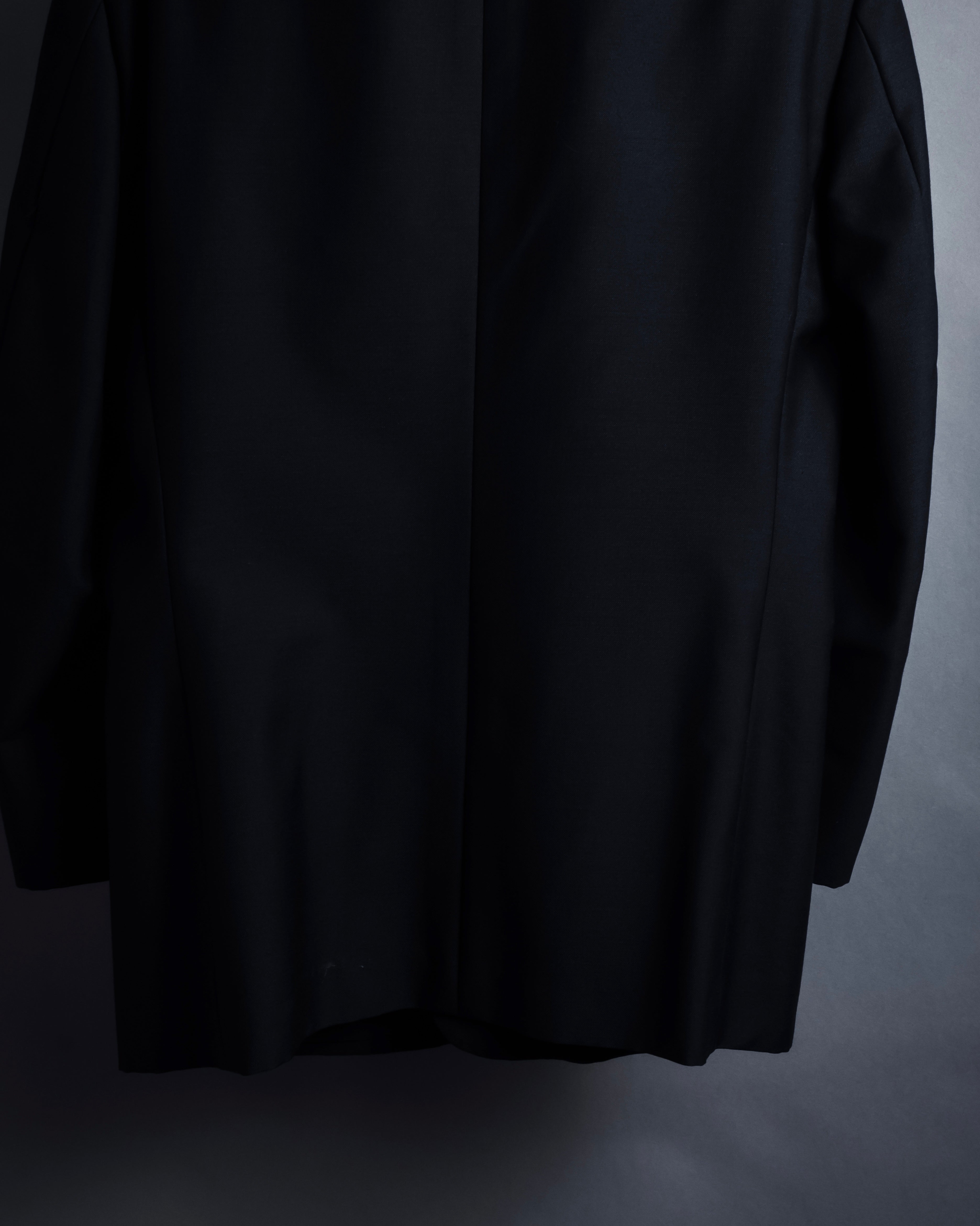 "YVES SAINT LAURENT" Strongly tailored shaped wool set up