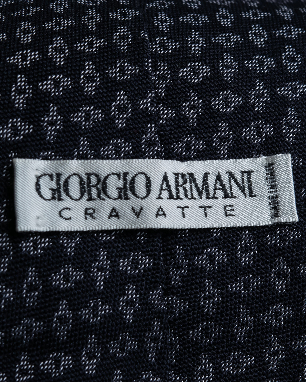 "GIORGIO ARMANI" Small pattern silk necktie