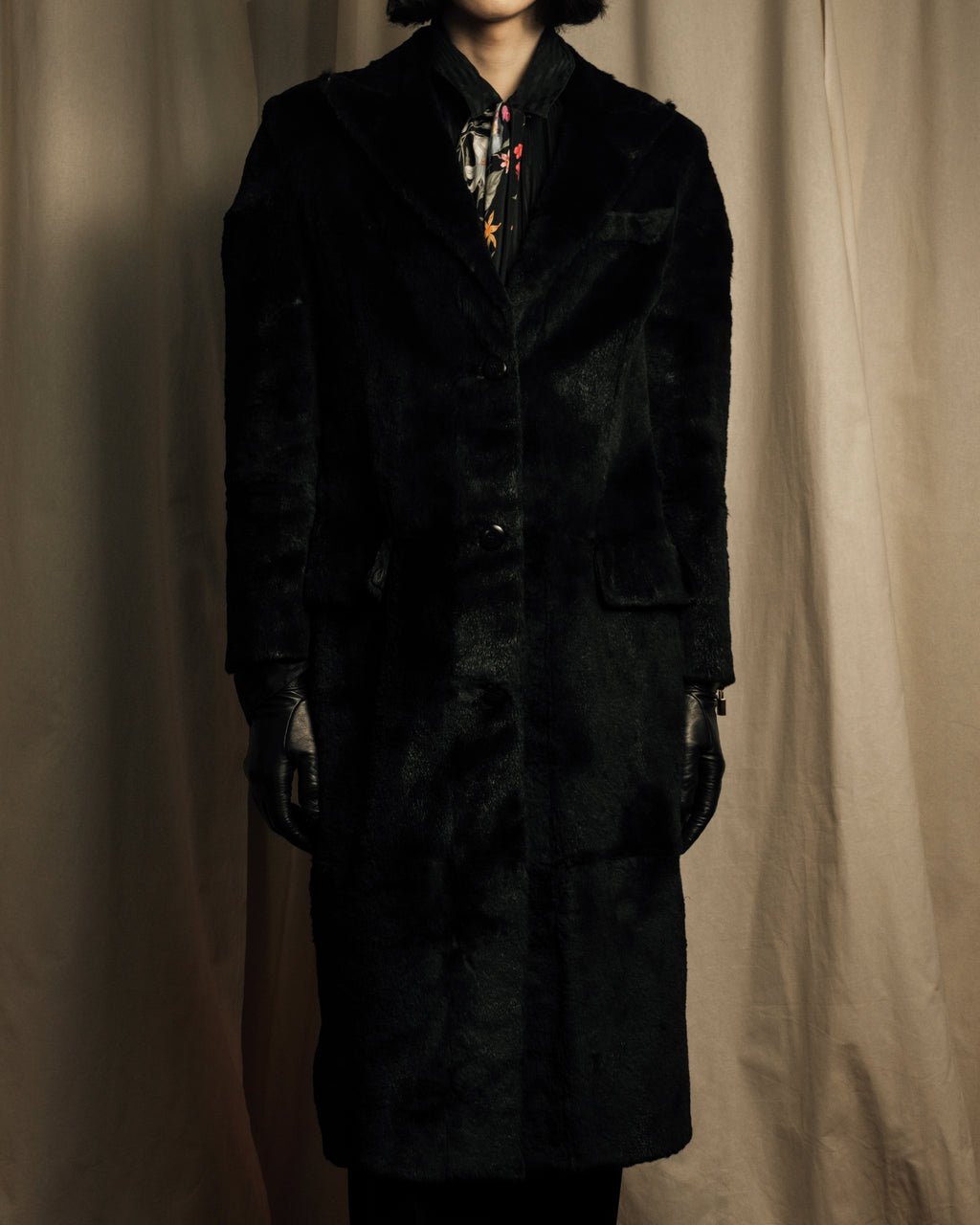 -SPECIAL- "Salvatore Ferragamo"
90's-00's A neat silhouette 100% lapin fur coat