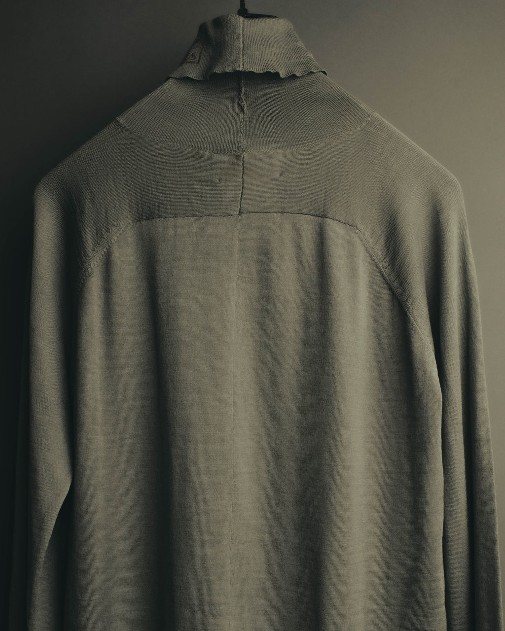 "Theatre PRODUCTS" 00's-10's Silk wool turtleneck knit sweater