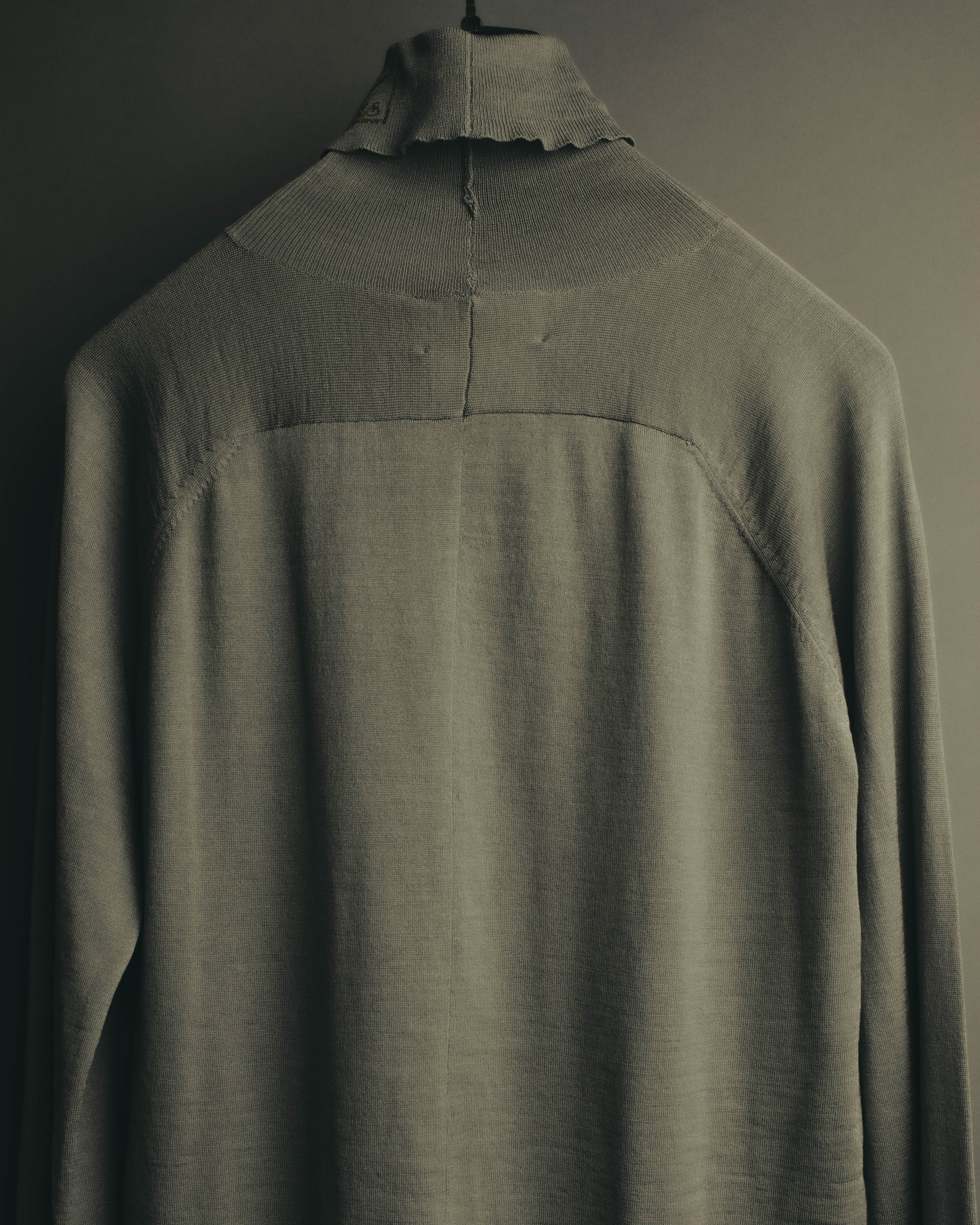 "Theatre PRODUCTS" 00's-10's Silk wool turtleneck knit sweater