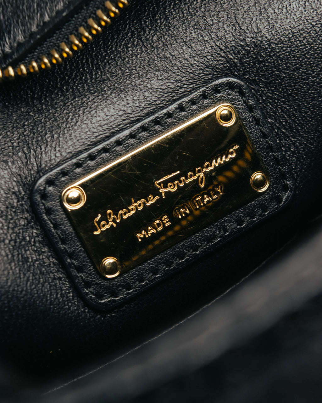 -SPECIAL- “Salvatore Ferragamo” 2019-21 Mixed material Sofia top handle bag