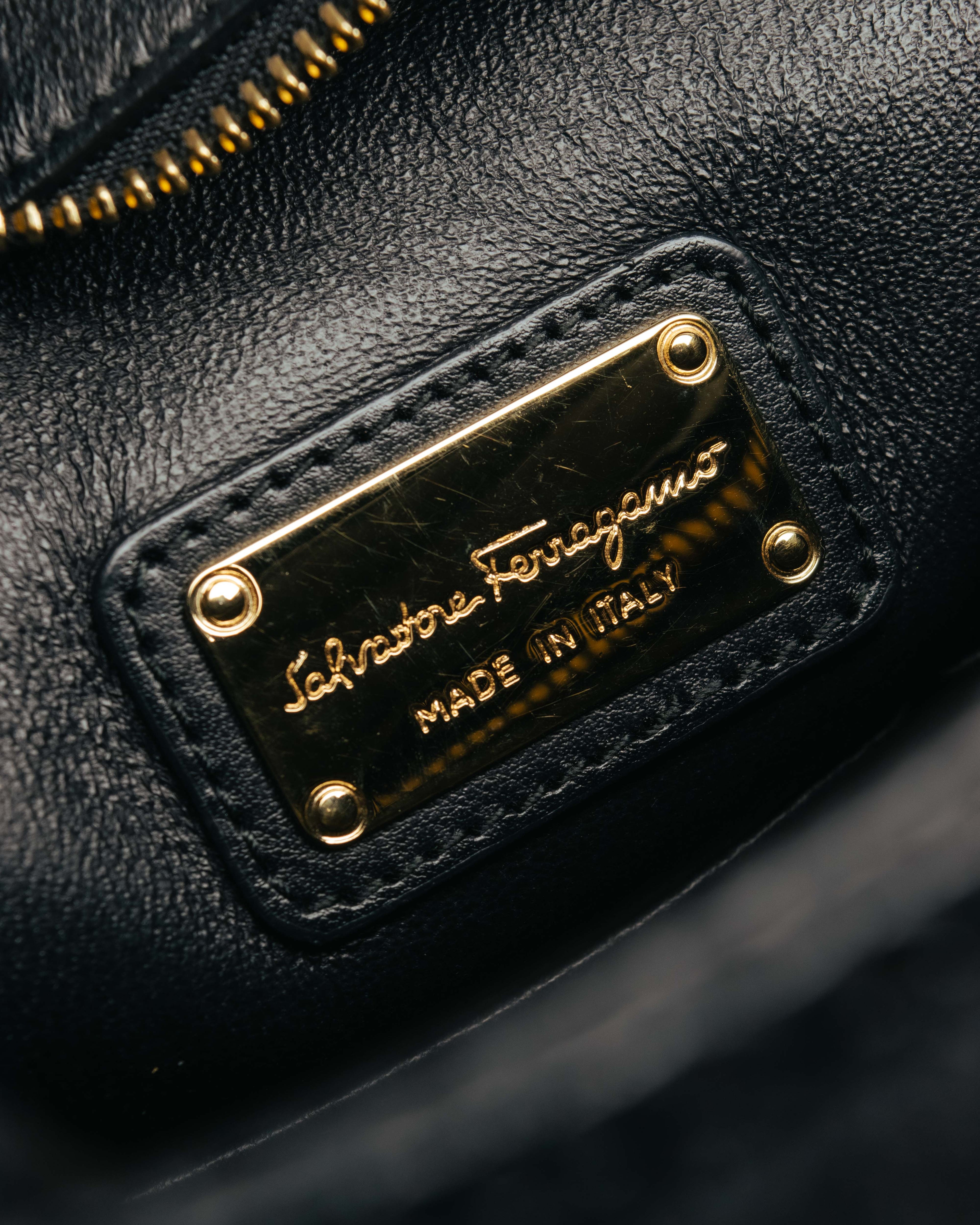 -SPECIAL- “Salvatore Ferragamo” 2019-21 Mixed material Sofia top handle bag