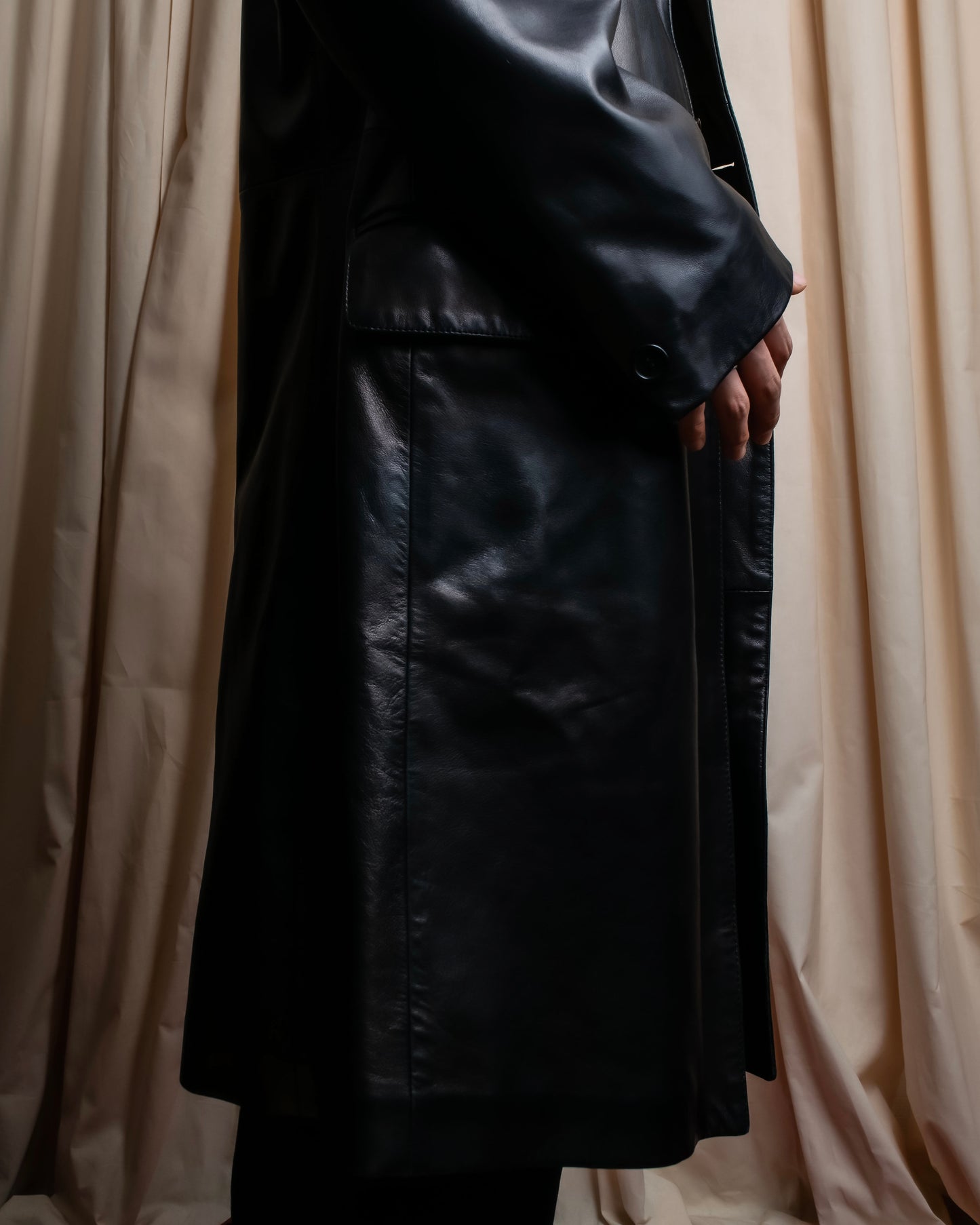 "GIANFRANCO FERRE" Oversized lamb leather chester coat