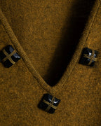 "PRADA" Jewelry decorative design V-neck knit