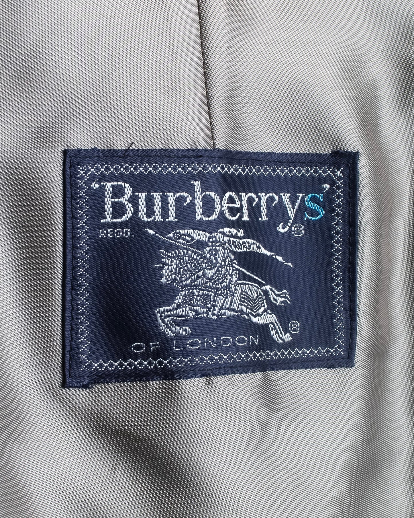 "BURBERRYS" Military detail oversized belted trench coat