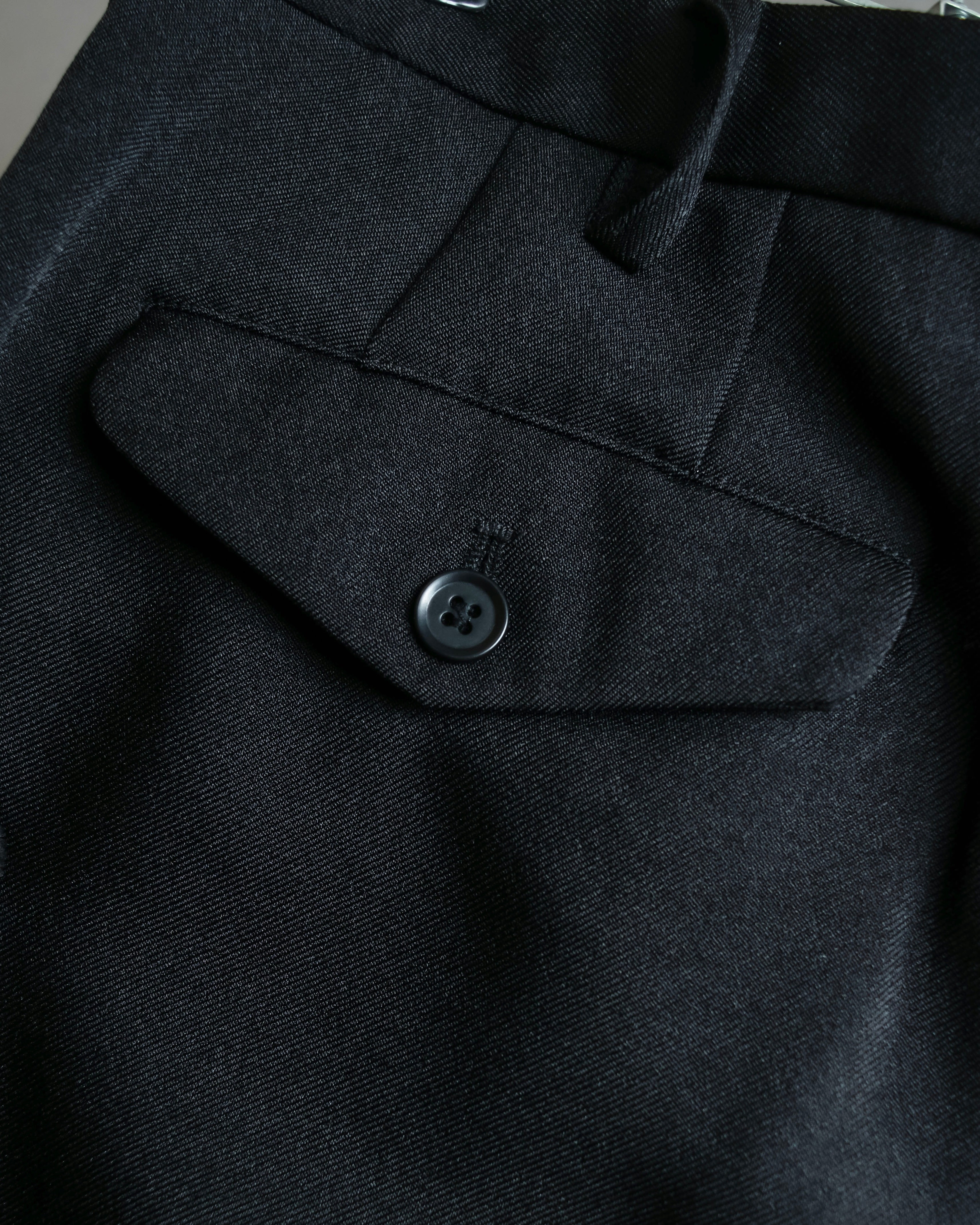 "COMME des GARCONS HOMME PLUS" 19SS Cut-off design slacks