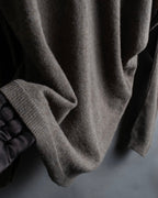 "MAISON MARGIELA 2005's AW " Twisted detail V-neck knit