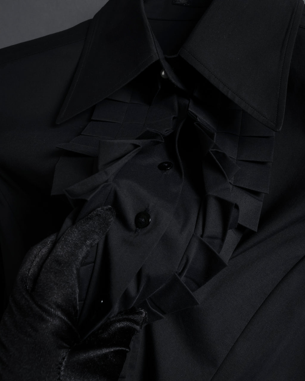 “BURBERRY” Tuxedo bib detail dress shirt