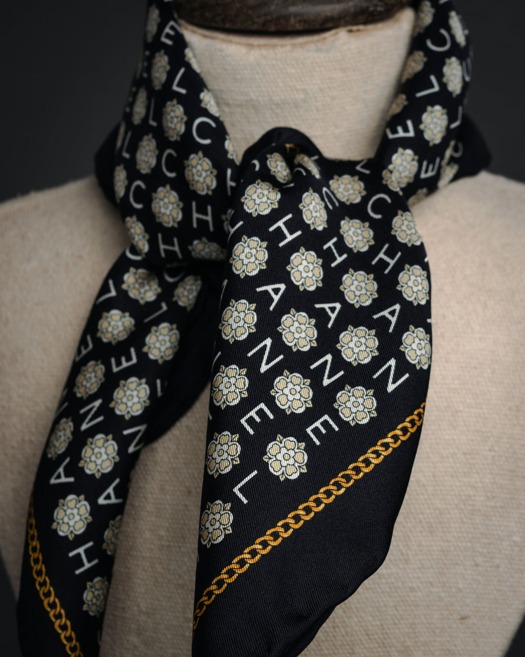 “CHANEL” 90’s-00’s Camellia logo silk scarf