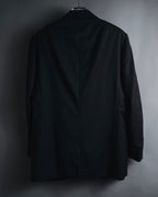 "GIANFRANCO FERRE" 90’s-00’s architecturally tailored three button wool blazer