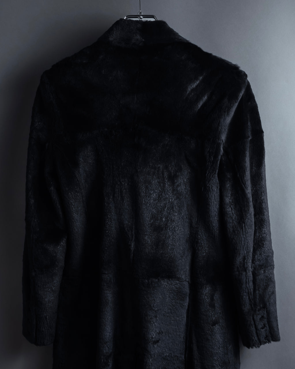 -SPECIAL- "Salvatore Ferragamo"
90's-00's A neat silhouette 100% lapin fur coat