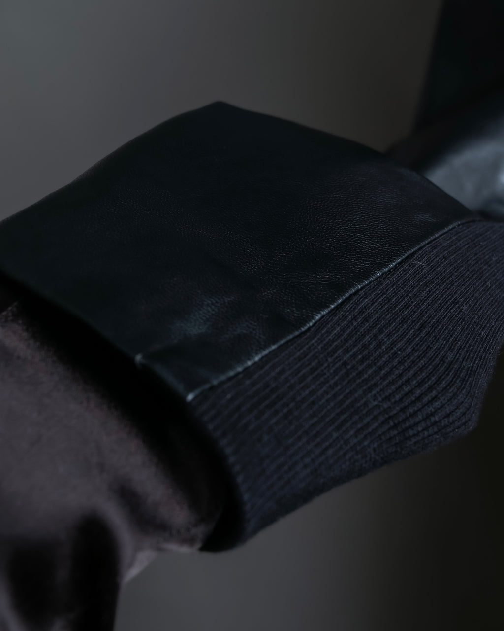 “DOUBLE STANDARD CLOTHING” Designed sleeve hooded middle coat